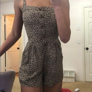 ✰ hollister romper!